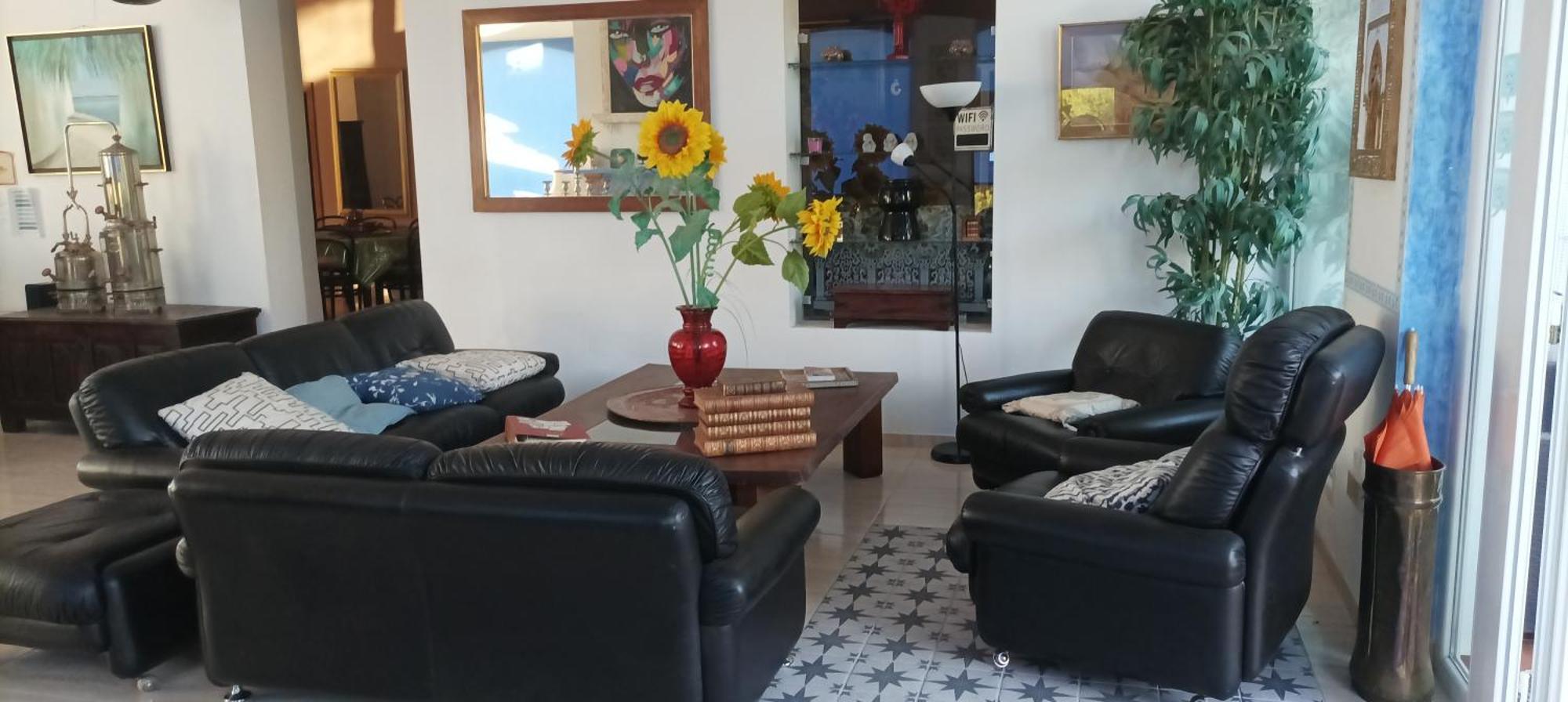Hotel Casa Grande Constantina Dış mekan fotoğraf